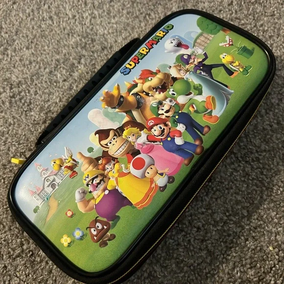 Nintendo Super Mario Green and Black Carrying Case